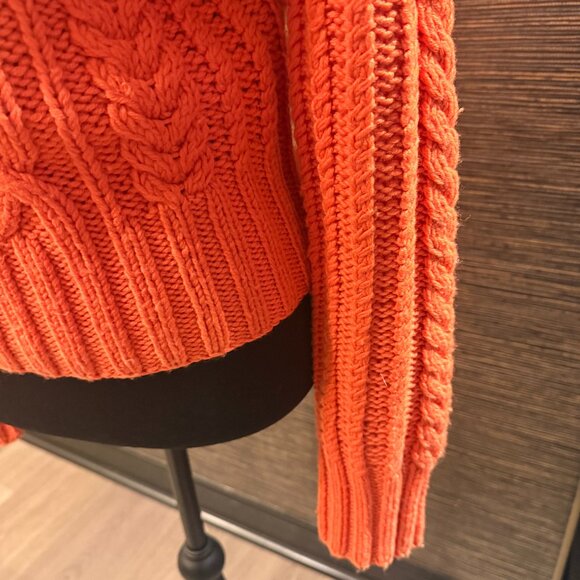 Express ladies cable knit sweater sz L - Picture 5 of 6